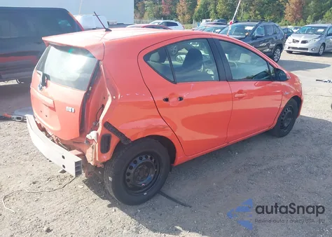 2013 Toyota Prius C Two z USA, uszkodzony, nr VIN JTDKDTB3XD1042486